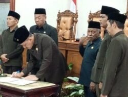 DPRD Setujui Ranperda Atas Perubahan Perda Tentang Pajak Dan Retribusi Daerah Jadi Perda