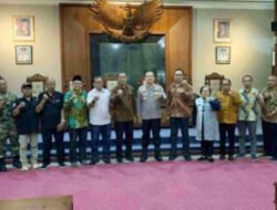RAKOR ANTISIPASI KONFLIK PERGURUAN SILAT, PEMKAB TULUNGAGUNG GANDENG TNI, POLRI, DAN ELEMEN MASYARAKAT