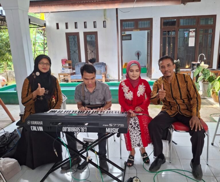 805edd0b5e834d29b4e5e97742321677