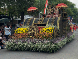 Kreativitas Siswa SMKN 2 Trenggalek dan Semarak Pawai Budaya Meriahkan TG X Carnival 2025