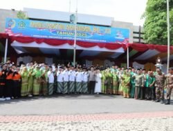 Bupati Gatut Sunu: Santri Harus Jadi Pelopor Pembangunan Berakhlak dan Berdaya Saing