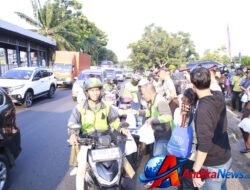 Taruna Akpol Gelar Penyuluhan Mudik Aman dan Sosialisasi Layanan 110 di Daan Mogot