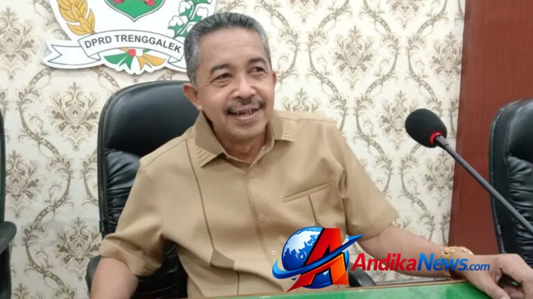 Text Alt Rapat Komisi IV DPRD Trenggalek bersama RSUD dr Soedomo membahas perubahan aturan BPJS Kesehatan dan dampaknya terhadap pelayanan pasien.