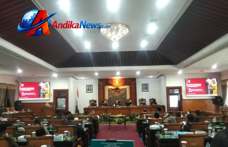 Suasana Rapat Paripurna DPRD Tulungagung yang menyepakati P-APBD 2026 di Ruang Graha Wicaksana, Rabu 16 September 2026 — AndikaNews.com